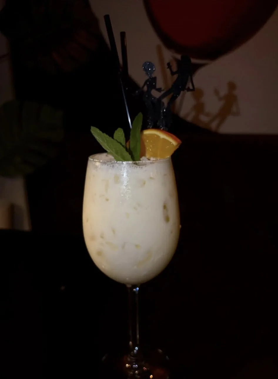 cocktail by candlelight
