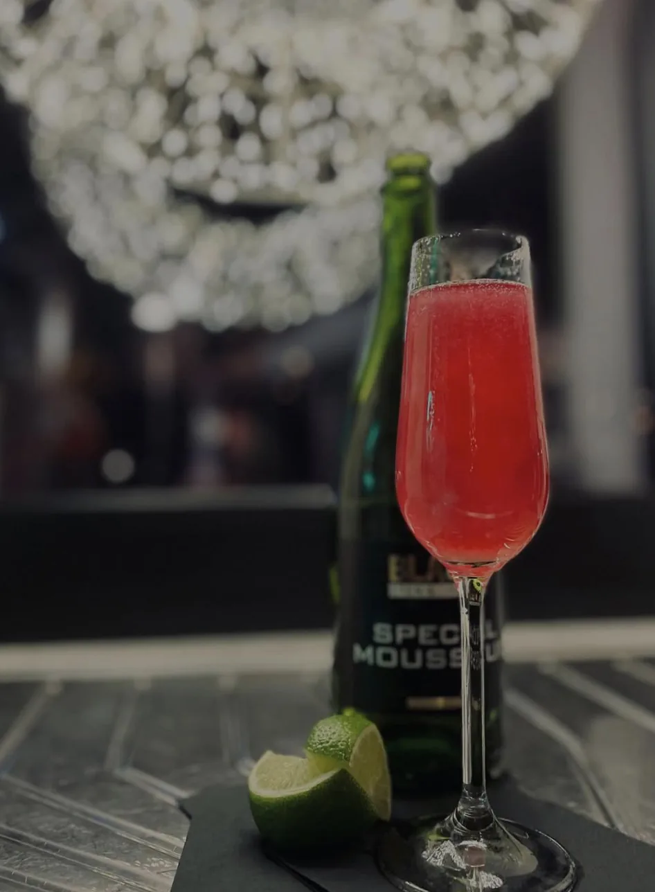 sparkling rosé cocktail